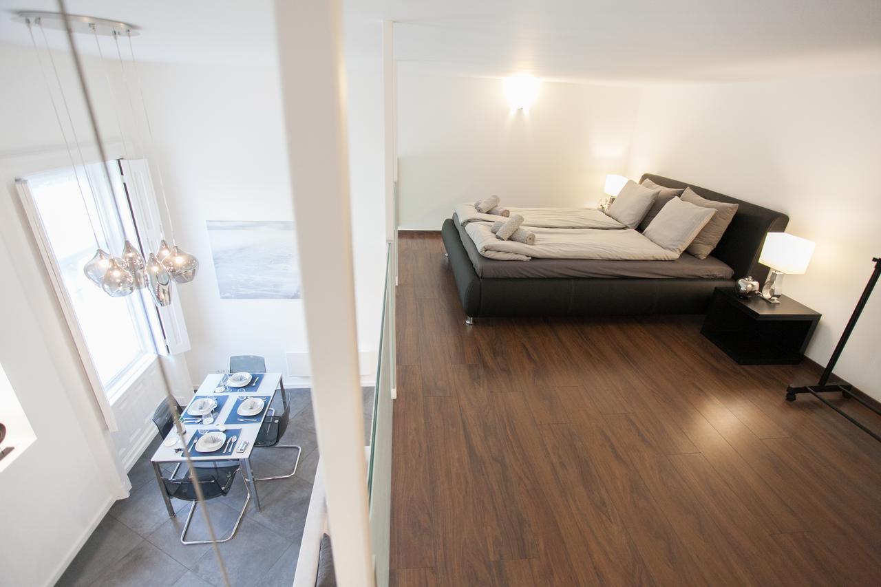 Stylish Loft With Balcony Apartment Будапеща Екстериор снимка